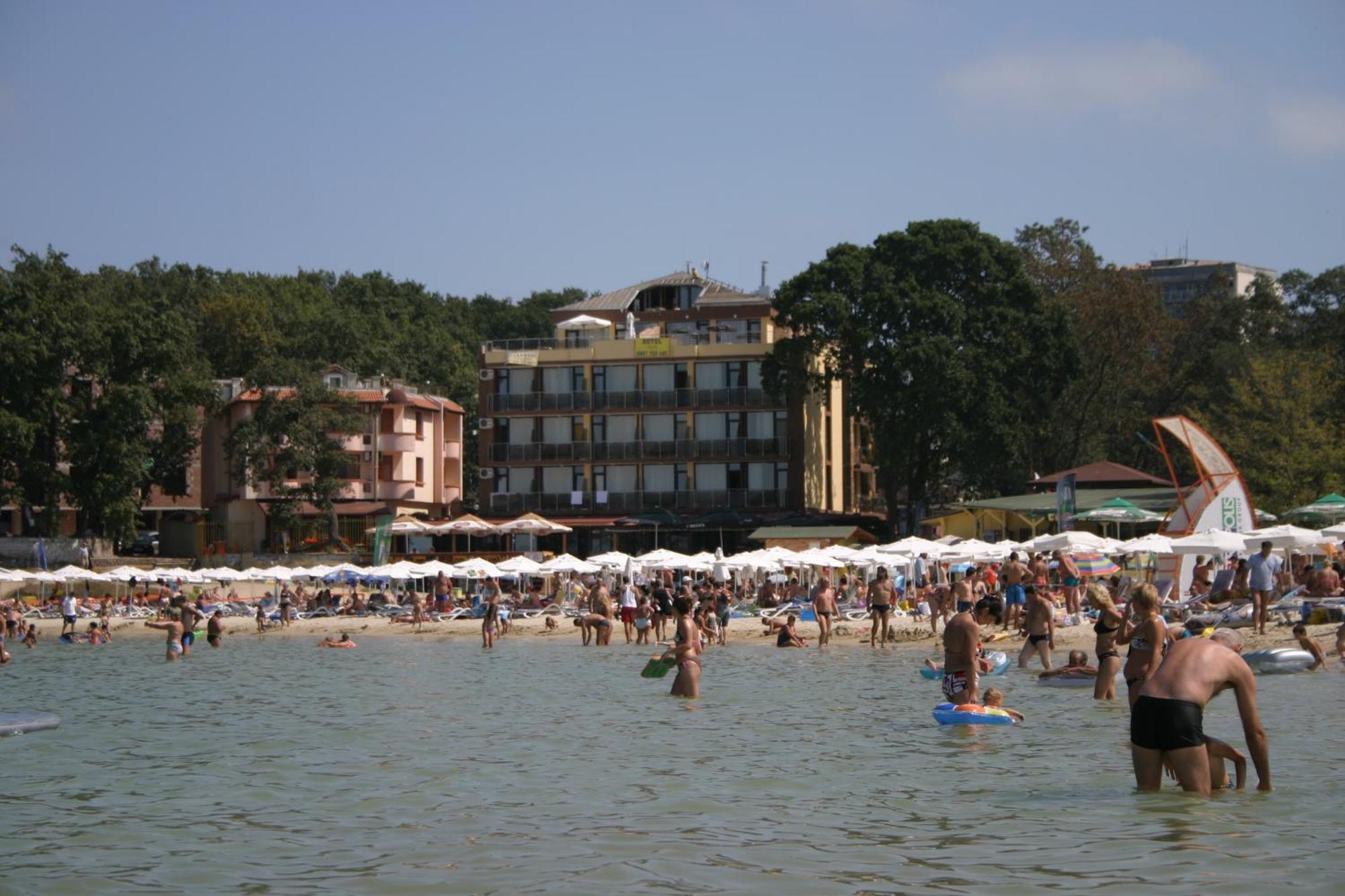 Family Hotel Teos Kiten  Extérieur photo