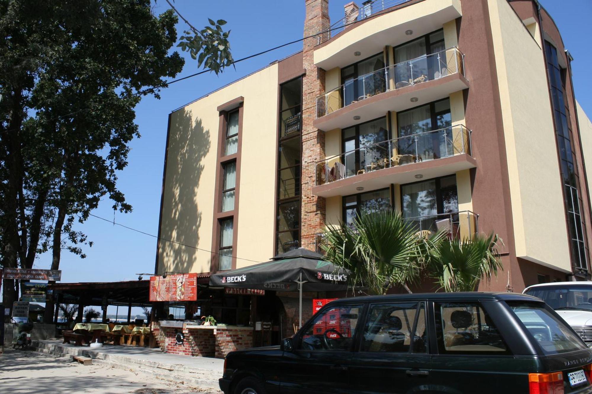 Family Hotel Teos Kiten  Extérieur photo