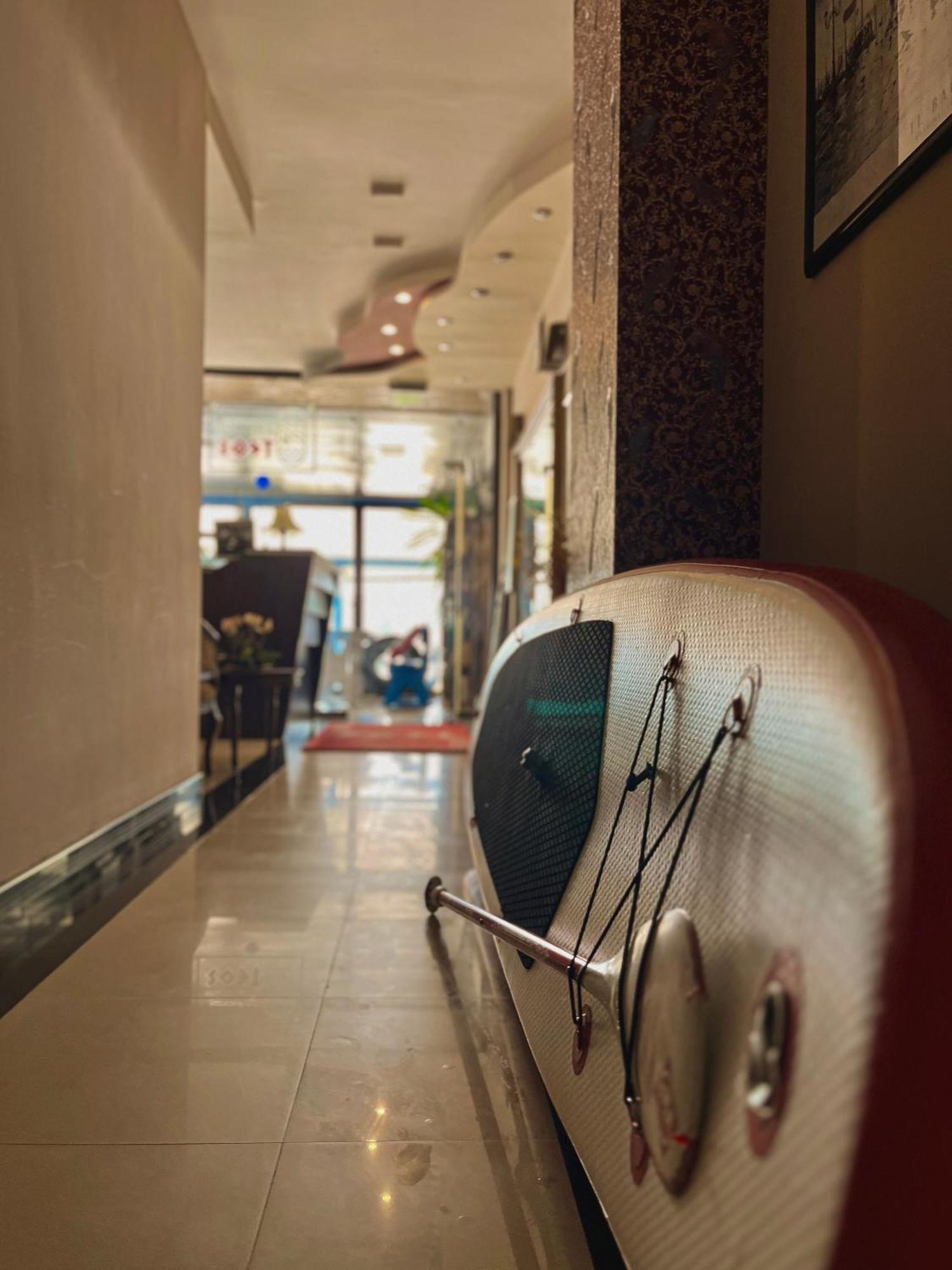 Family Hotel Teos Kiten  Extérieur photo