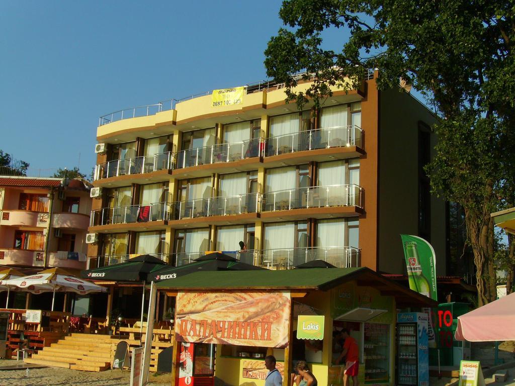 Family Hotel Teos Kiten  Extérieur photo